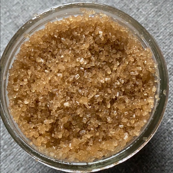 Lemon & Lavender hand and foot scrub - Picture 8 of 8